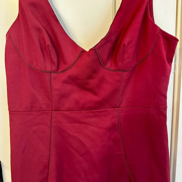 House of CB Hama Wine Burgundy Sleeveless Fitted Dress - Picture 4 of 7